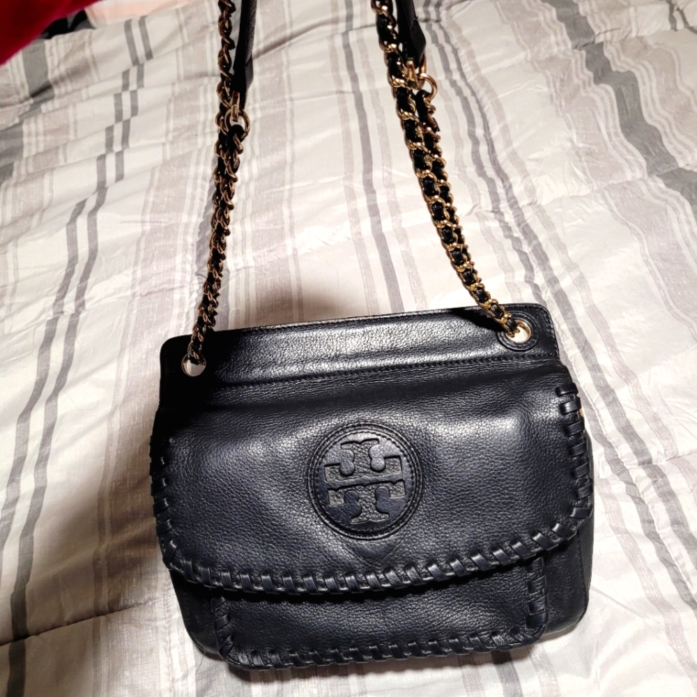 Tory Burch shoulder cum crossbody bag in EUC